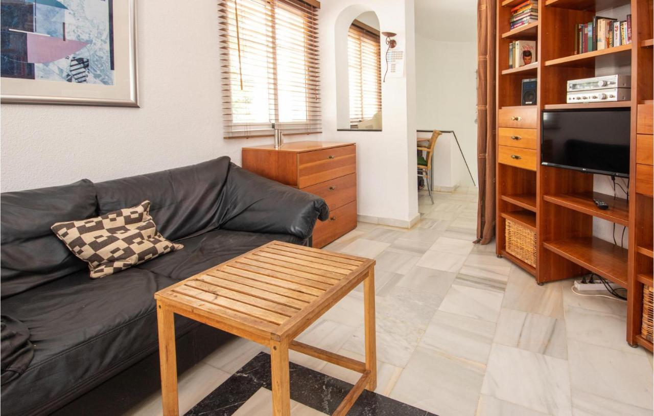 Nice Apartment In Mijas Costa With Kitchen Fuengirola Zewnętrze zdjęcie