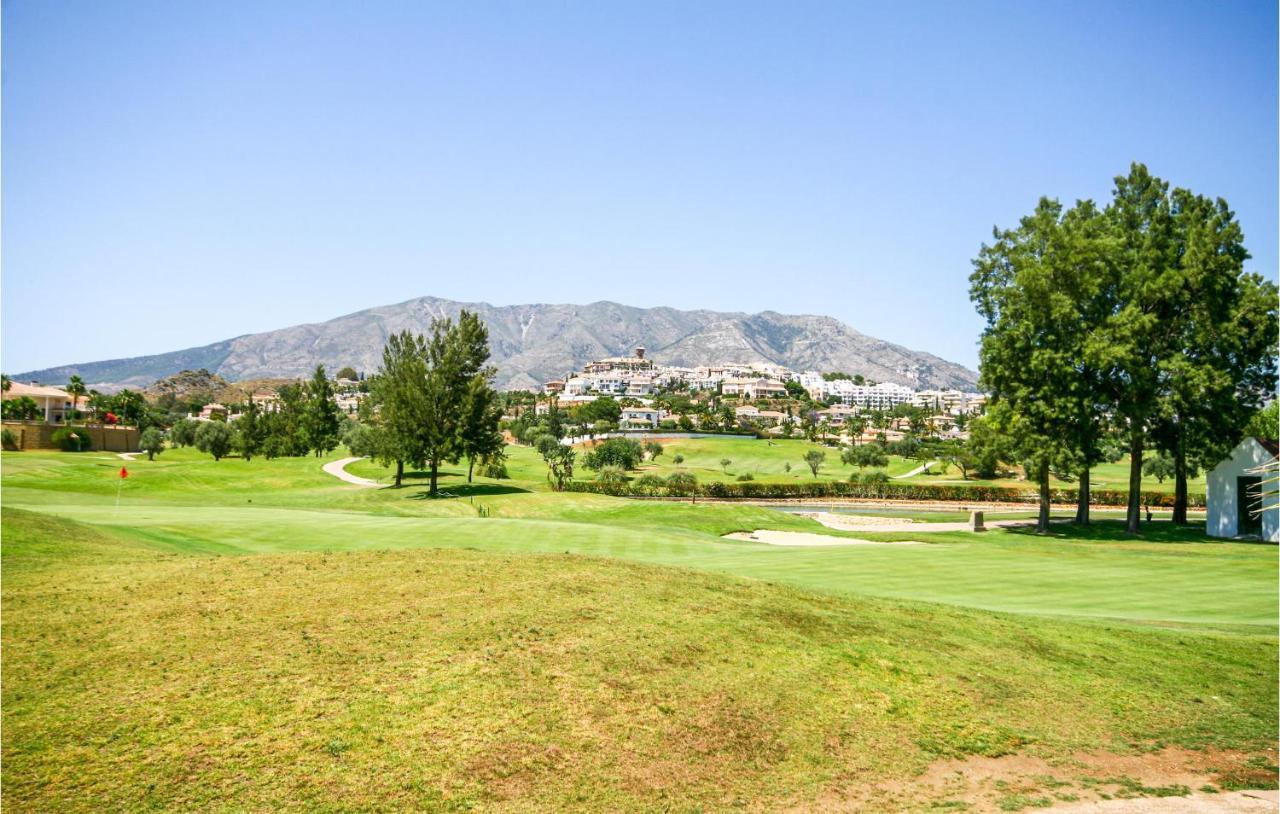 Nice Apartment In Mijas Costa With Kitchen Fuengirola Zewnętrze zdjęcie